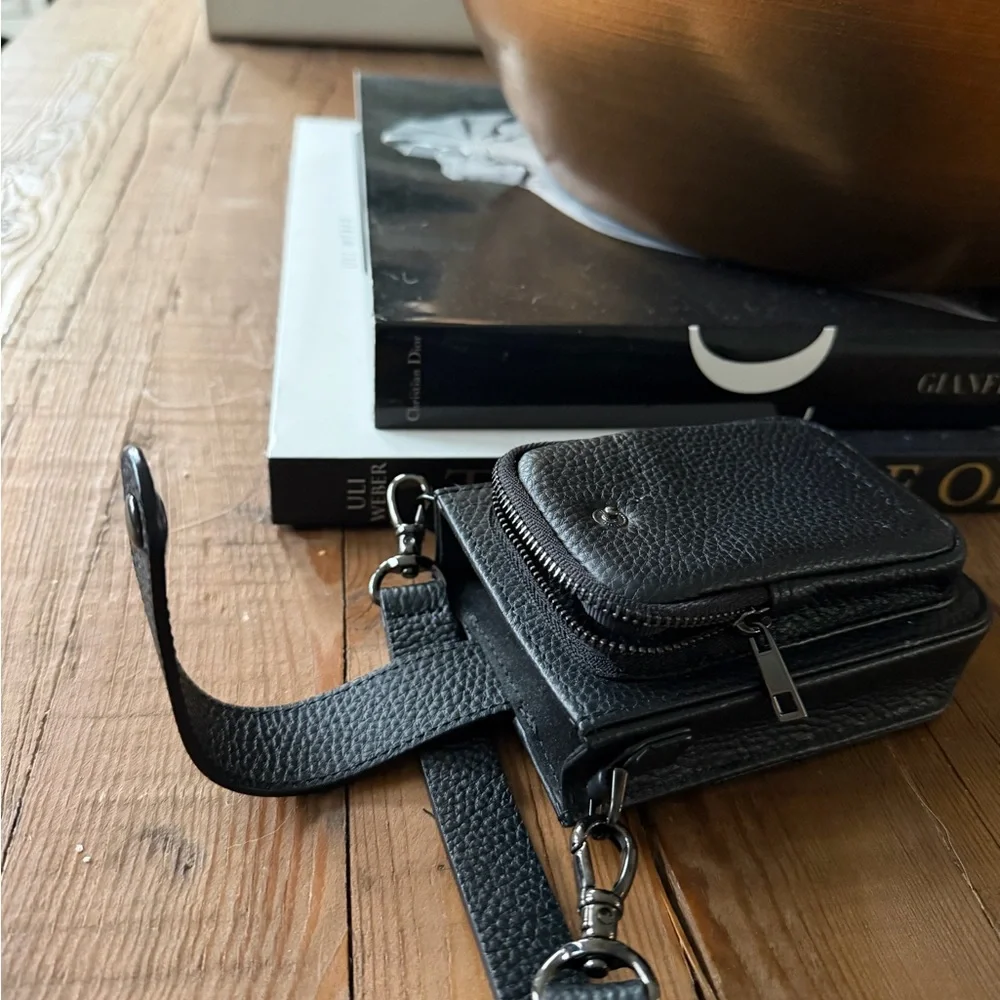 Black Leather Bandolier Hailey Holster - Picture 6 of 6